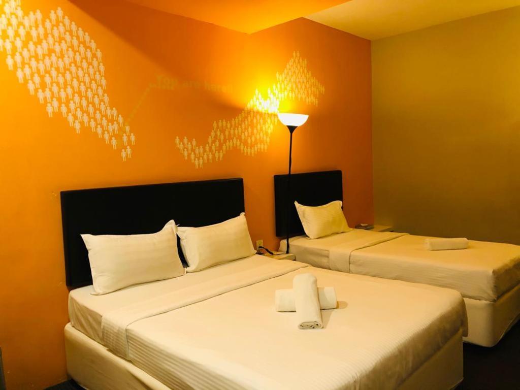 Hotel Zamburger Bliss Johor Bahru Esterno foto