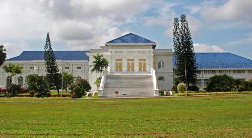 Hotel Zamburger Bliss Johor Bahru Esterno foto